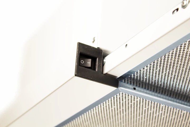 Витяжка кухонна Profit 003 телескопічна 50x50, 3 швидкості, 650 м³/год, нержавіюча (витяжка Profit, телескопічна)