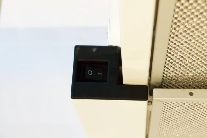 Витяжка кухонна ПВЕП-003 Телескоп біла гладка, вставка біла 60x50, 3 швидкості, 650 м³/год (витяжка ПВЕП, телескопічна)