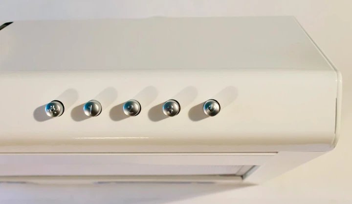 Витяжка кухонна Profit Стандарт 50 2 швидкості біла (витяжка Profit, стандартна)