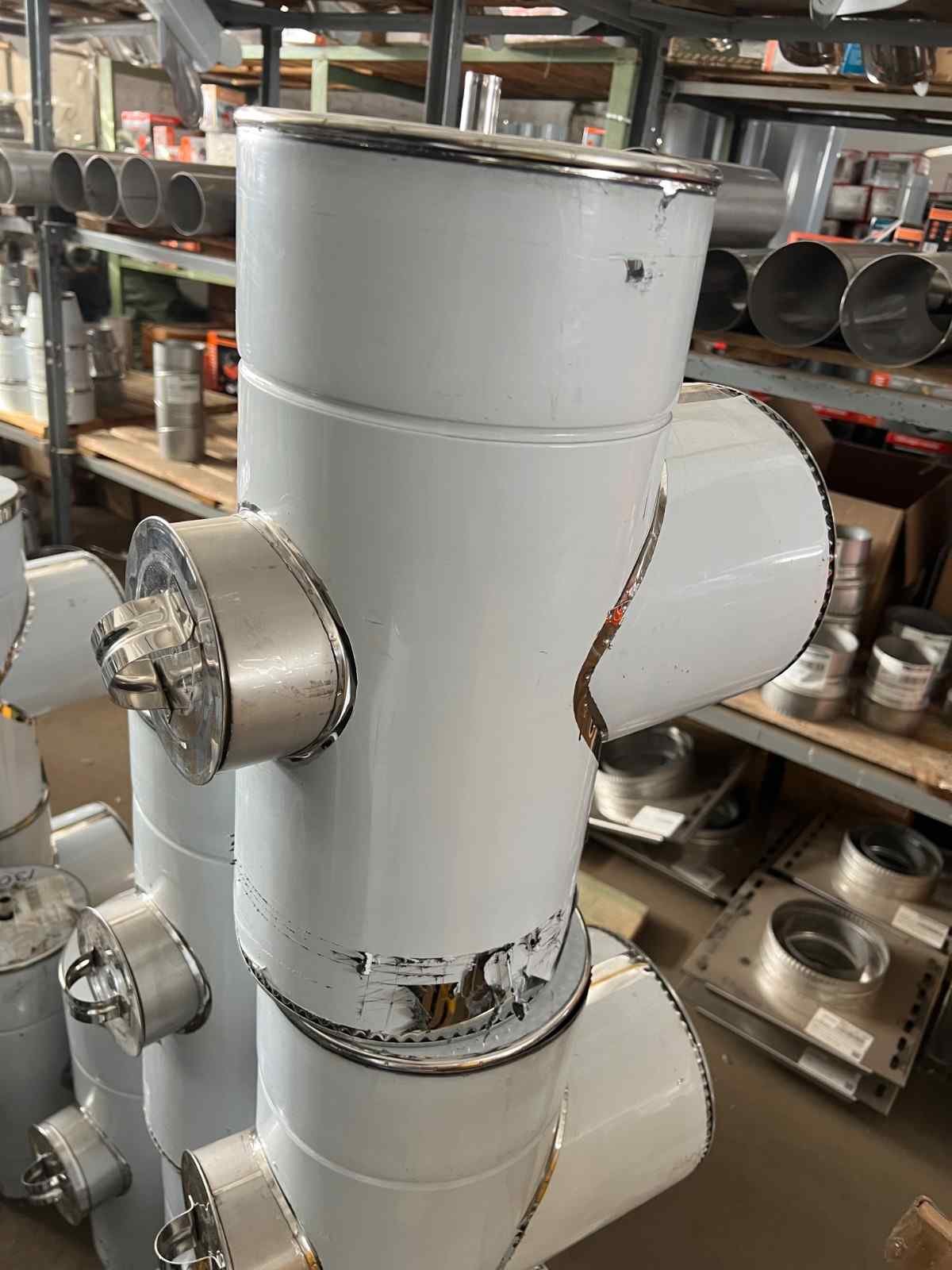 Трійник димохідний 87° нержавіюча сталь (нерж./нерж.) Ø180×250 мм з ревізією, заглушкою, лійкою та декою товщина 1,0 мм (трійник сендвіч димохідний з ревізією)