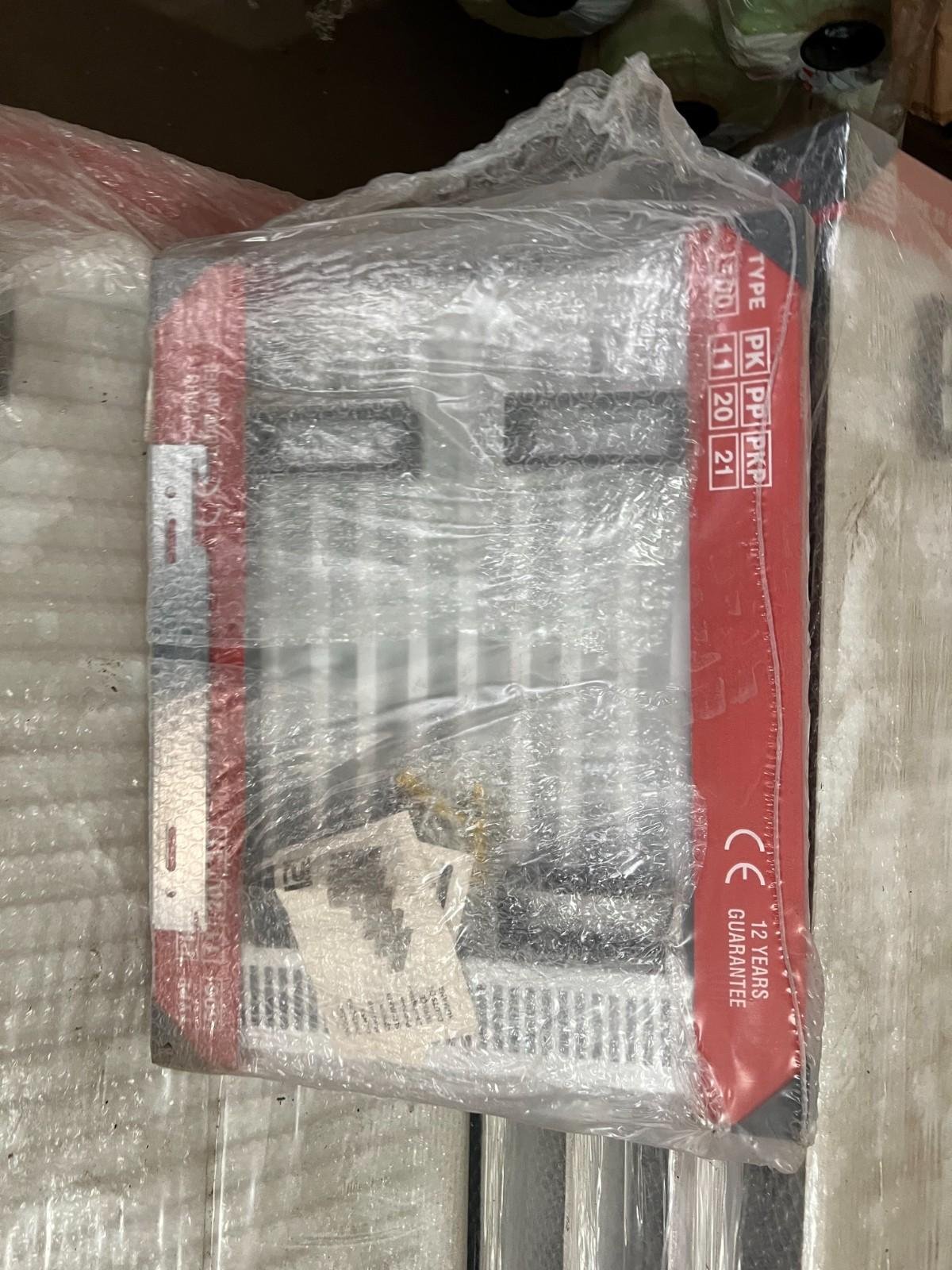 Радіатор сталевий Sanica тип 22 300×2000 (сталевий панельний радіатор опалення Sanica)