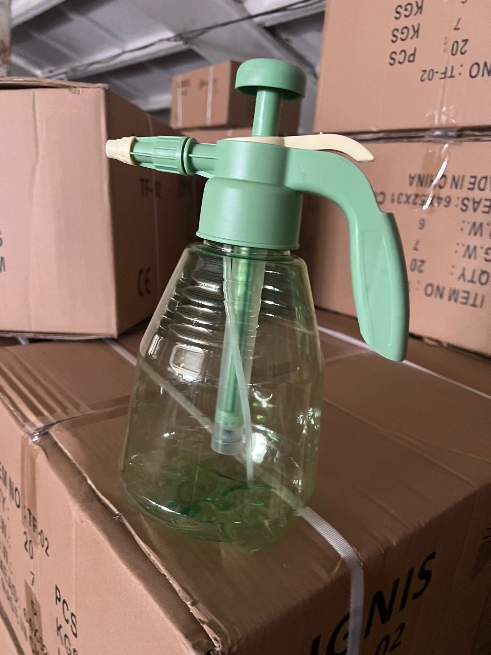 Обприскувач ручний IGNIS TF-2D 2 літри зелений прозорий