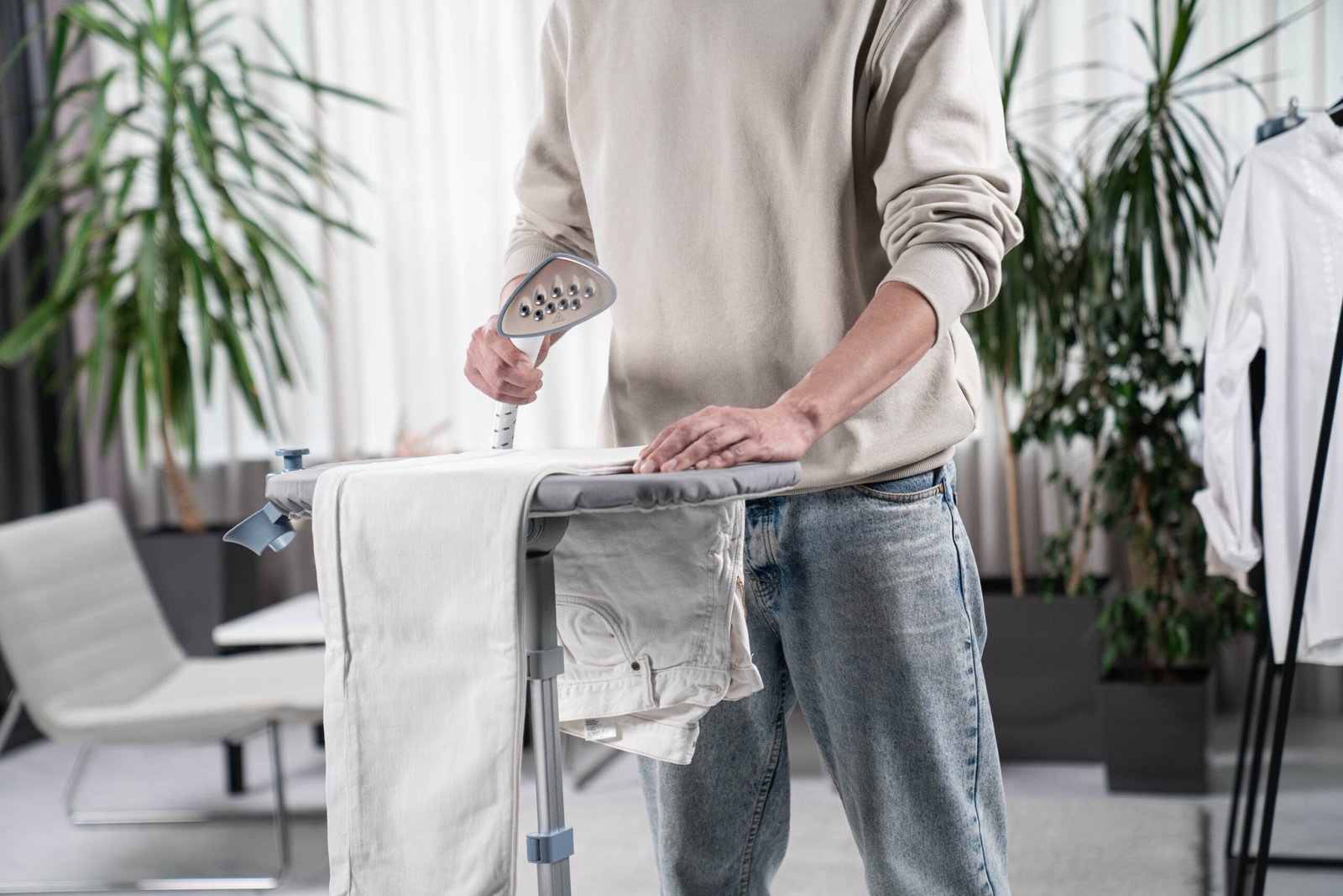 Відпарювач Ardesto IR-S26, Тип: з парою. Потужність: Потужність 1800 Вт. Постійна подача