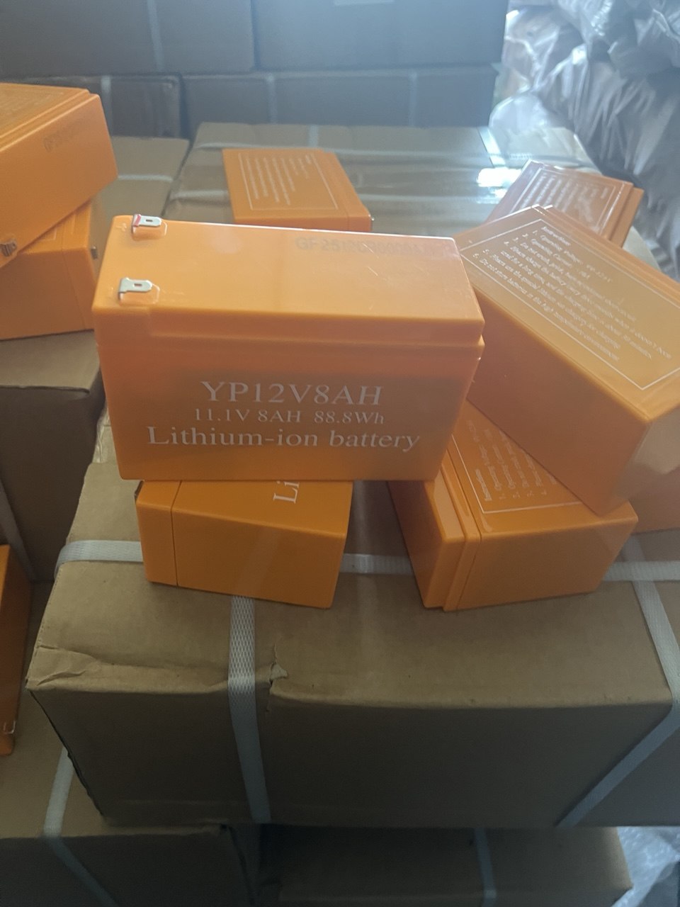 Акумуляторна батарея Li-Ion 12V 8Ah для електрообприскувача